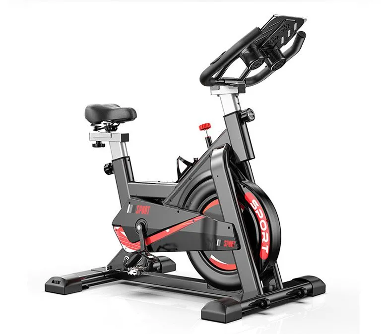 Rower treningowy z wyciszeniem w pomieszczeniu