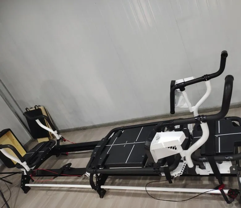 Duża wielofunkcyjna maszyna do reformowania pilatesu