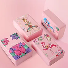 Zwiększ swoje doświadczenie dzięki niestandardowemu drukowi w kolorze, dostosowanemu do Twoich preferencji.