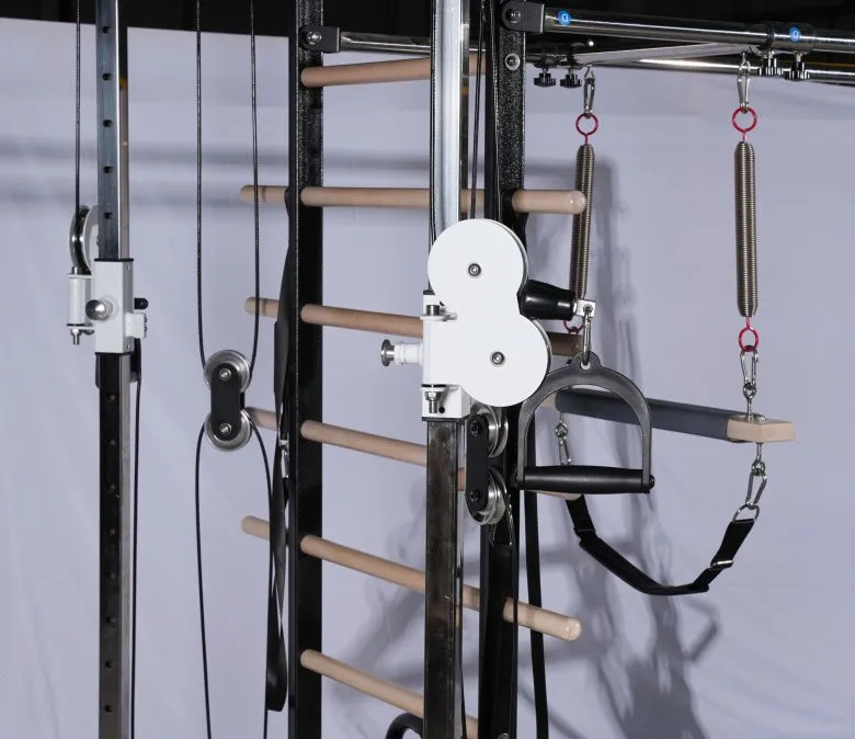 Wielofunkcyjna maszyna treningowa Pilates Cadillac Reformer 6 w 1