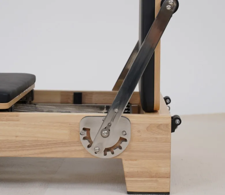 Wysokiej jakości dębowy, składany reformator do pilatesu z drewnianą nogą