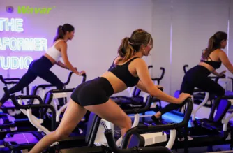 Megaformer przejmuje władzę – dlaczego trend „zaawansowanego pilatesu” rośnie