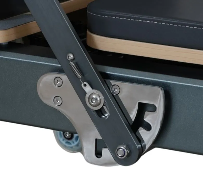 Anodowany brązowo-szary Pilates Reformer 4.0