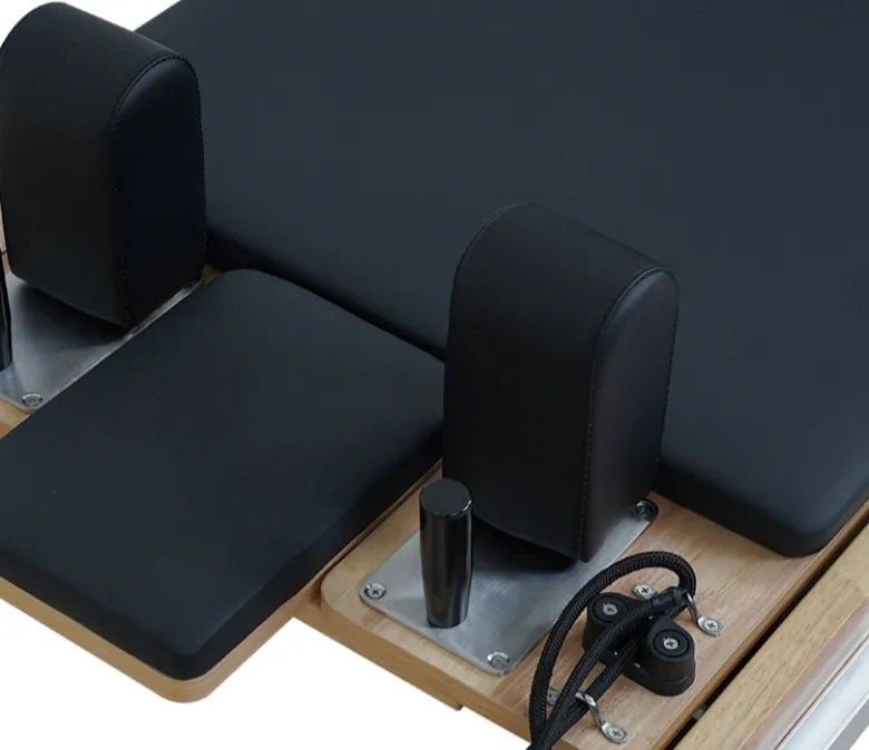 Dębowy półtrapez z pełnym torem - Studio Pilates Reformer z wieżą